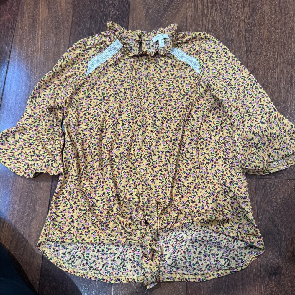 Monteau girls top nwot size L
